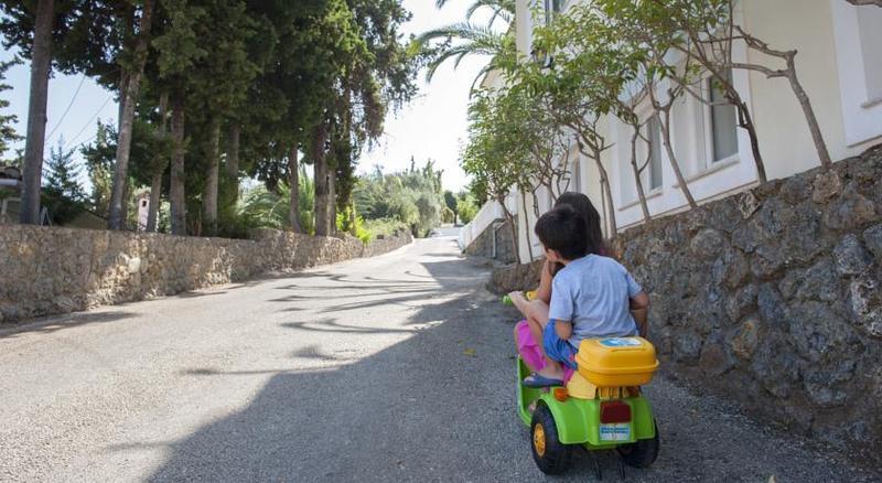 Corfu Village (Adults Only) アギオス・イオアニス・ペリステリオン エクステリア 写真